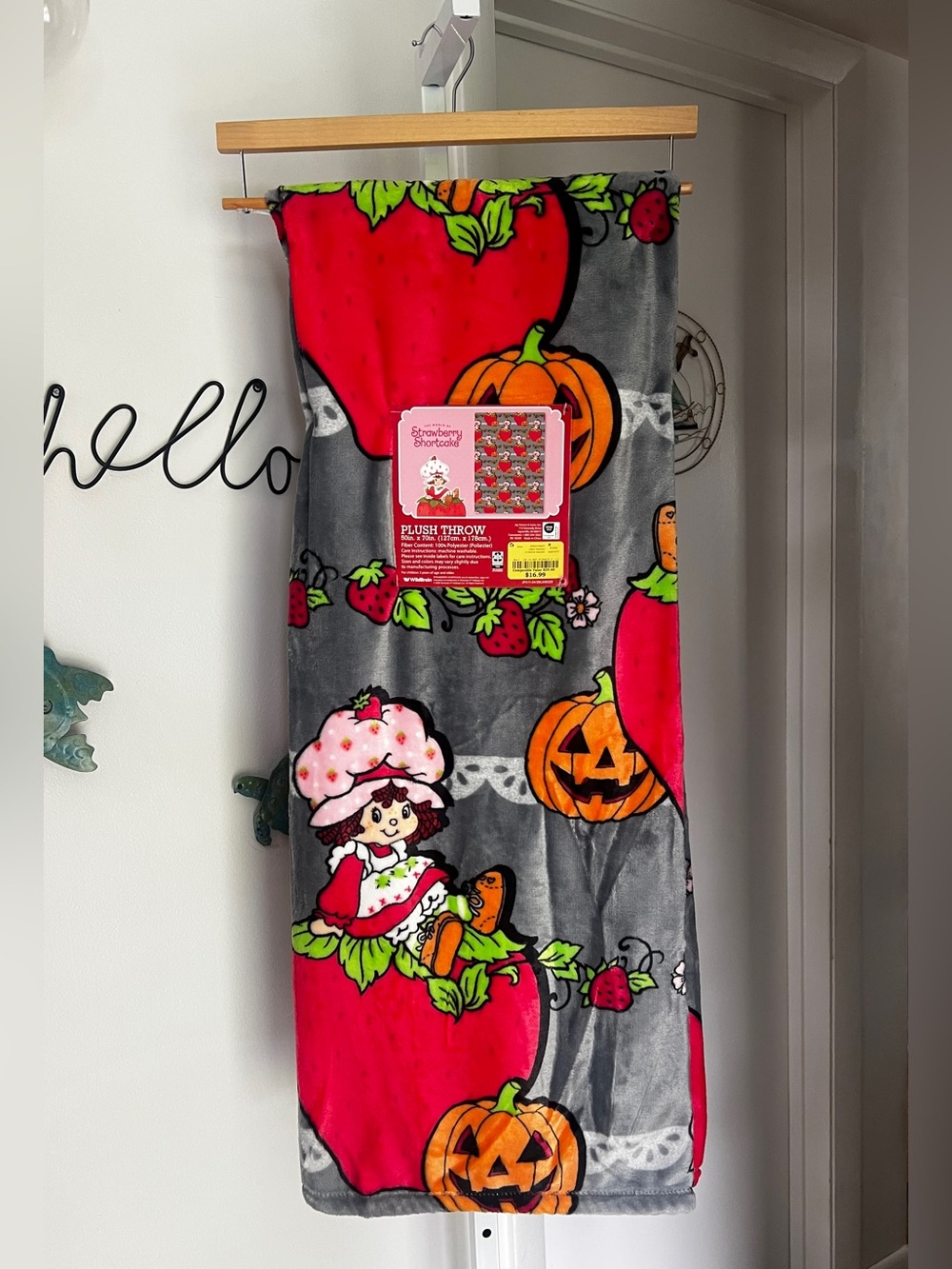 NEW Strawberry Shortcake Halloween Blanket 50”x70” Pumpkin 2026 VIRAL